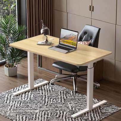 Electric Height Adjustable Desk image 8