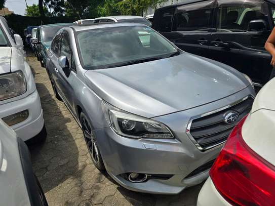 Subaru legacy B4 image 1