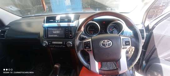 Toyota Landcruiser prado image 3