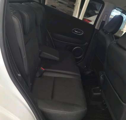 Honda vezel AWD hybrid image 7