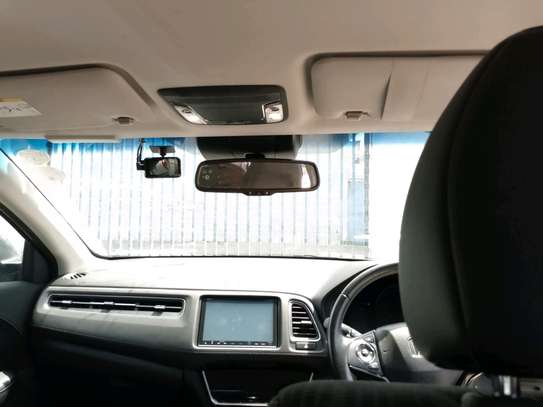 Honda vezzel hybrid jungle green image 12