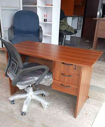 Adjustable office chair and desk image 13