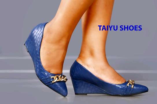 Taiyu
Size 36-42
Ksh 2199 image 1