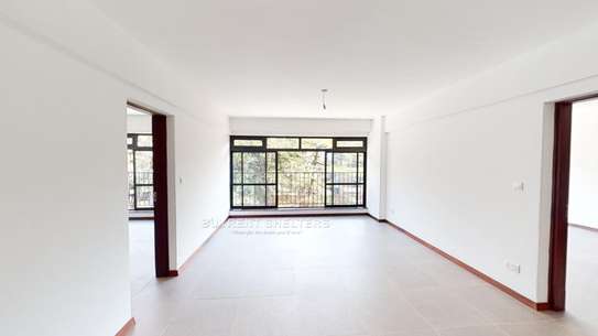 2 Bed Apartment with En Suite at Riverside Dr image 7