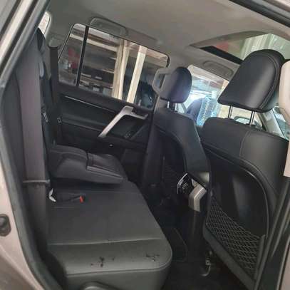Toyota land cruiser Prado TX-L petrol 2019 image 4