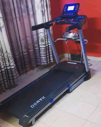 Fasion 3 treadmill image 2