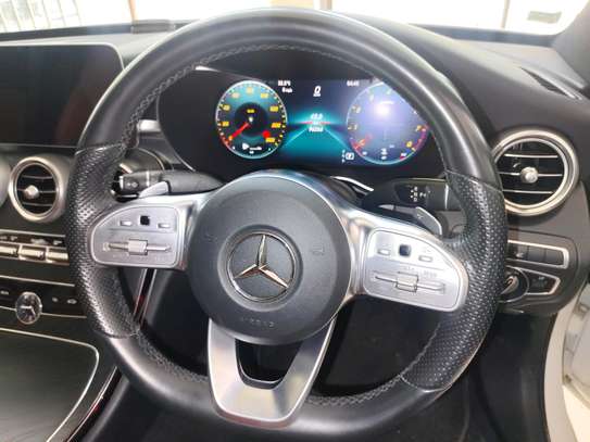 Mercedes Benz C200 Sunroof white 2019 image 7