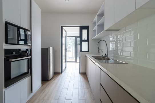 3 Bed Apartment with En Suite in Kileleshwa image 4