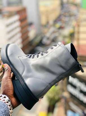*_Quality Ladies Latest Walker Boots_*
@4500Ksh? image 2