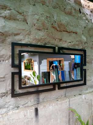 Mirrors in Vertical/Horizontal Mounting image 4