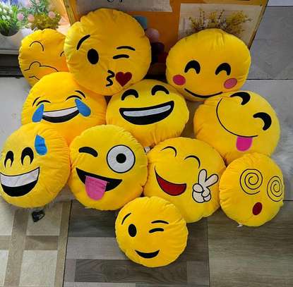 Adorable emoji pillows image 7