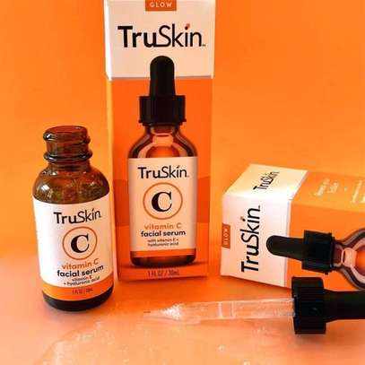 Truskin Vitamin C Face Serum With Hyaluronic Acid image 1