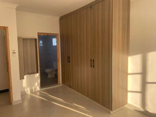 3 Bed House with En Suite in Ngong image 10