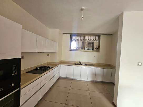3 Bed Apartment with En Suite in Westlands Area image 7
