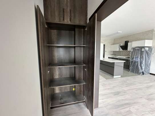 2 Bed Apartment with En Suite at Riverside image 6
