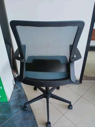 Office chair (colored) image 2