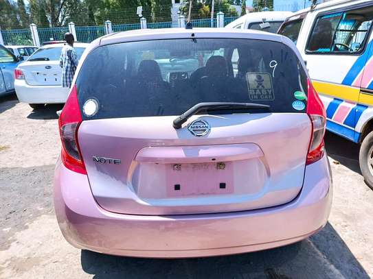 PINK NISSAN NOTE image 10