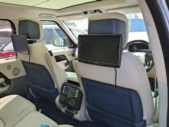 Land Rover Vogue Blue 4x4 2018 image 10
