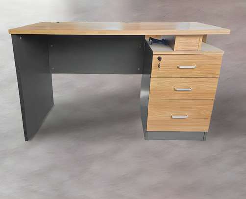 Office Desk; 1400mm Simple Designed Office Desk image 2