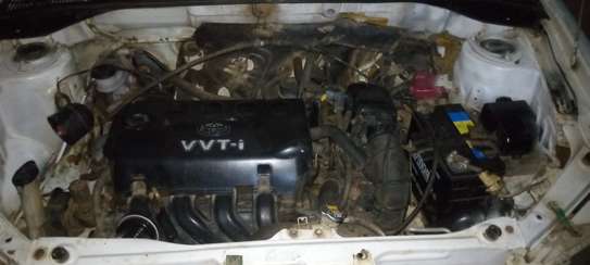 Toyota succeed image 1