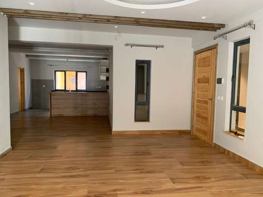 3 Bed Apartment with En Suite at Mandera Road image 2