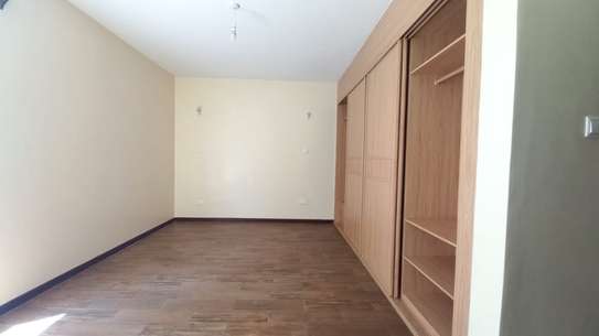 Serviced 4 Bed Apartment with En Suite at Westlands image 11