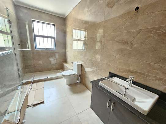 6 Bed House with En Suite in Lower Kabete image 24