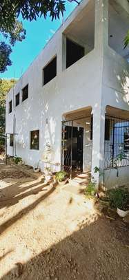 4 Bed House in Malindi image 1