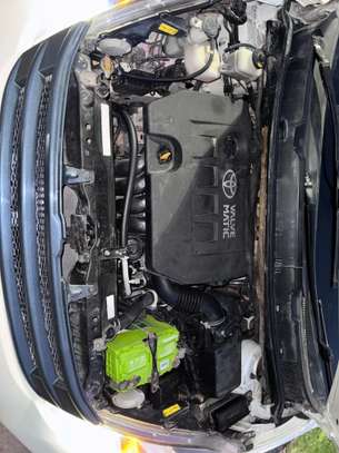 Toyota ISIS 2010 image 10
