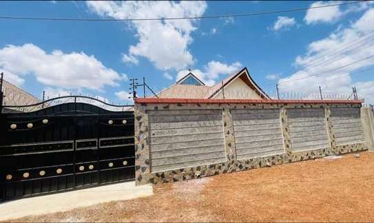 3 Bed House with En Suite at Kimbo image 1