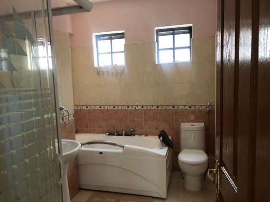 Serviced 3 Bed Apartment with En Suite at Kingara Rd image 11