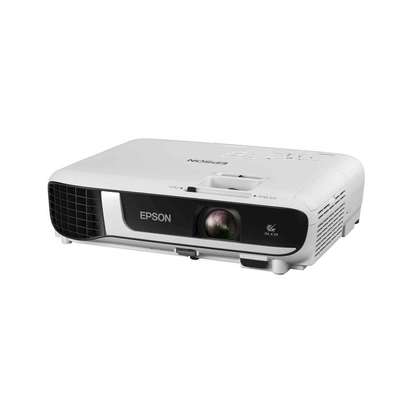 EPSON Projector EB - X51 3LCD Projector image 2