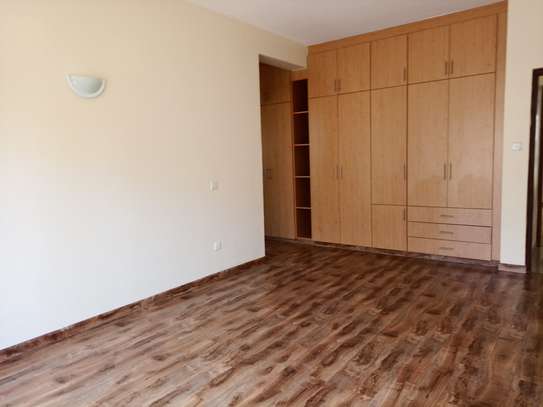 2 Bed Apartment with Balcony in Rhapta Road image 10