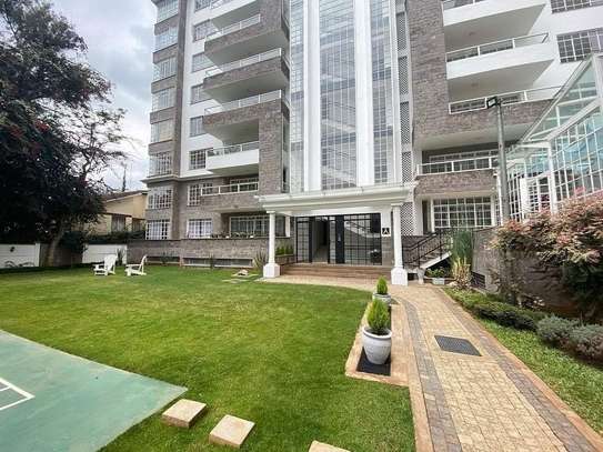 3 Bed Apartment with En Suite in Lavington image 5