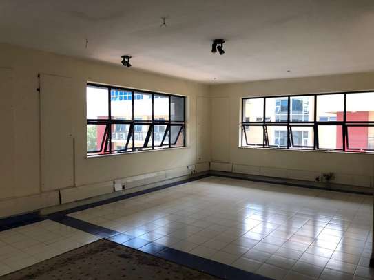 1,000 ft² Office with Service Charge Included in Kilimani image 5