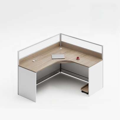 Workstations: Corner & L-Shaped Workstation image 4