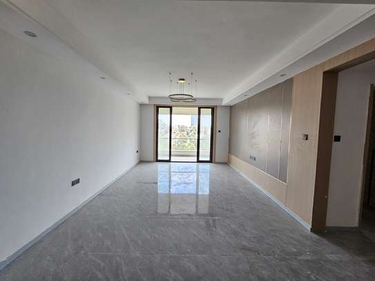 3 Bed Apartment with En Suite in Riverside image 19