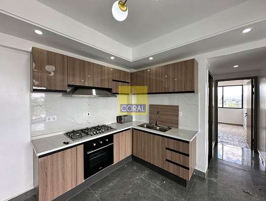 2 Bed Apartment with Gym in Riverside image 24