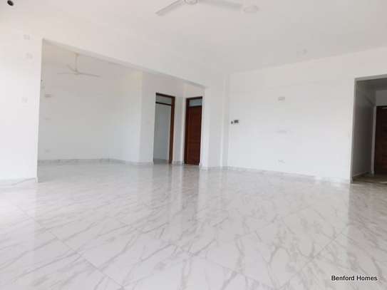 4 Bed Apartment with En Suite in Mombasa CBD image 6