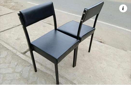 Foldable chairs image 3