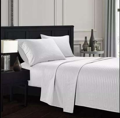 Executive Hotel/home white cotton bedsheets image 7
