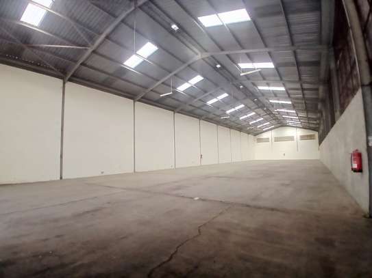 10,000 ft² Warehouse with Parking in Mombasa Road image 4