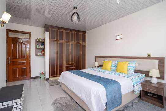 5 Bed House with En Suite in Kitengela image 12