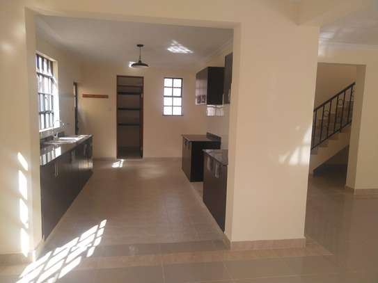 Lovely 4 BR Houses plus Sqs in Ngong image 9
