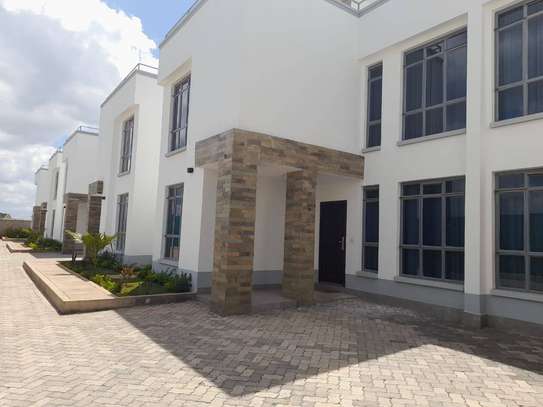 5 Bedrooms townhouse plus terrace for sale in Syokimau image 8