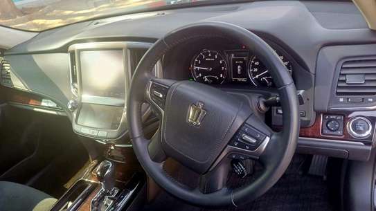 Toyota Crown Royal black color fully loaded 2019 model. image 6