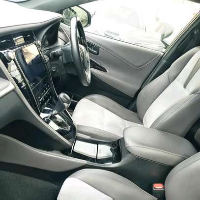 Toyota Harrier hybrid  4w image 4