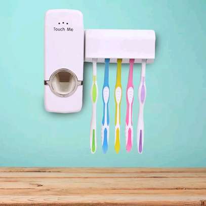 *Toothpaste dispenser image 3