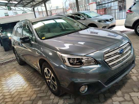 Subaru outback grey on sale image 4