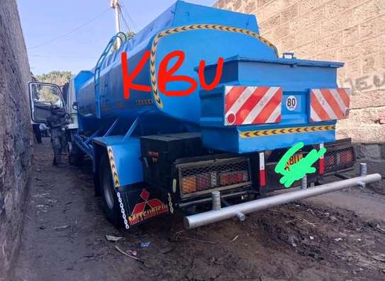 Fuso water Bowser 12000 litres image 2